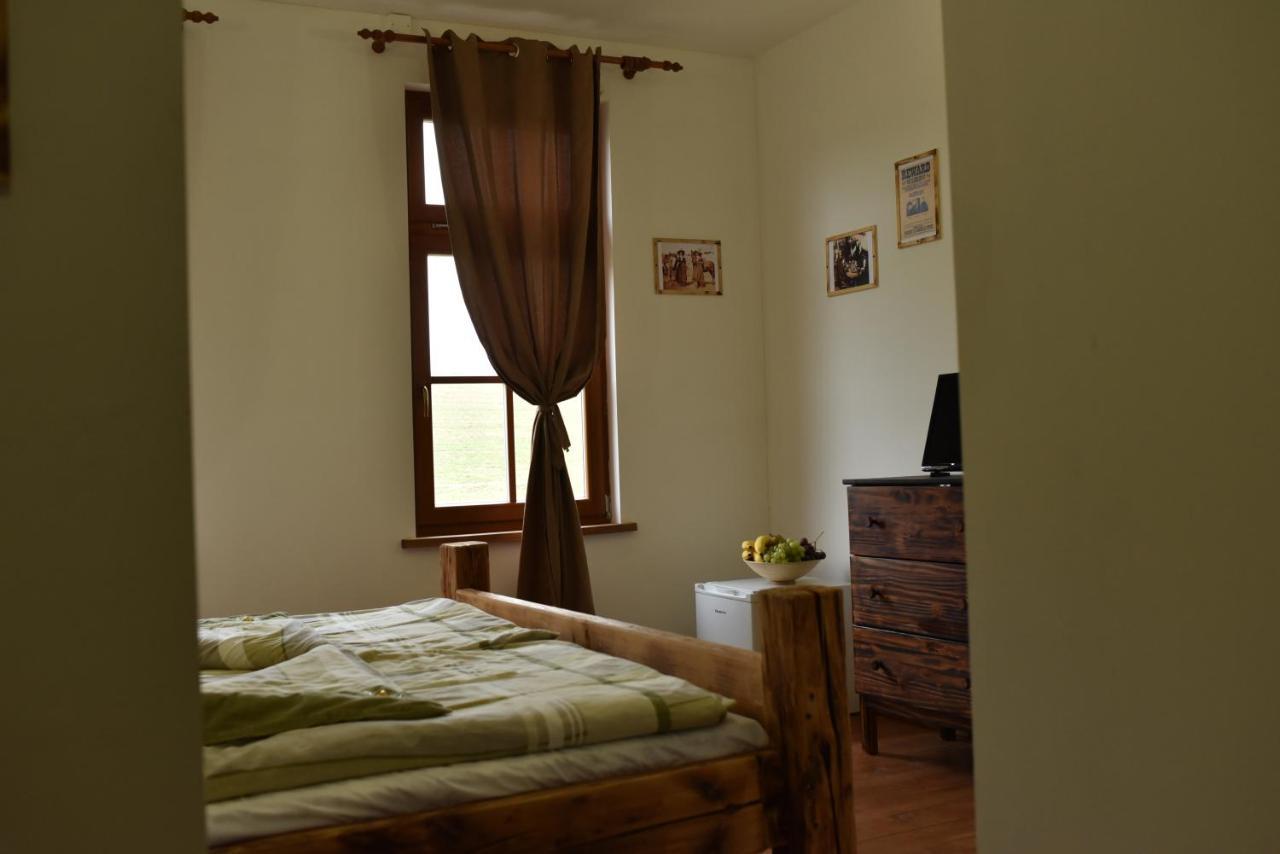 Tordas Western House Bed & Breakfast Екстериор снимка